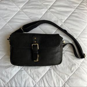 Genuine leather camera bag in black